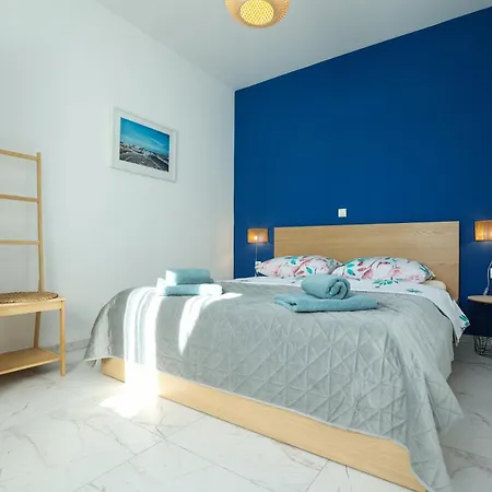Klara Charming Apartman *