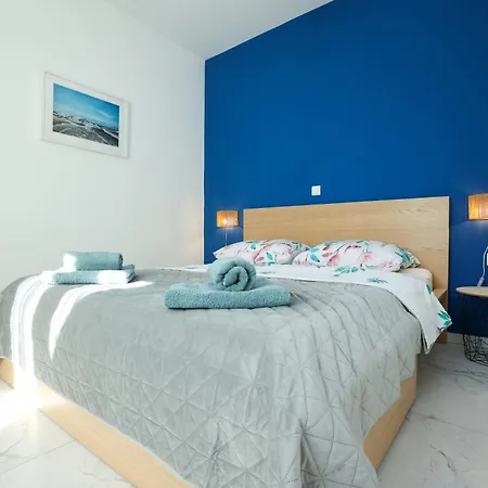 Klara Charming Apartman Sveti Filip i Jakov