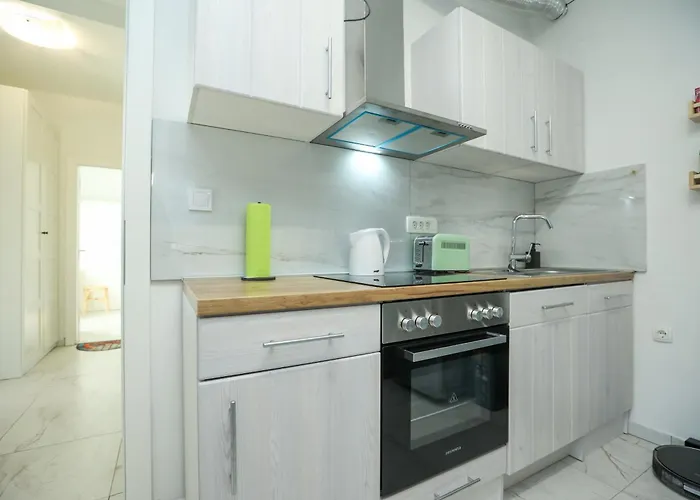 Klara Charming Appartement Sveti Filip i Jakov