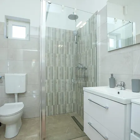 Apartment Klara Charming Sveti Filip i Jakov