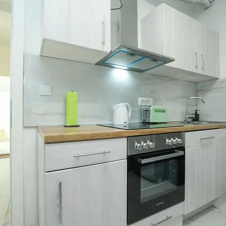 Klara Charming Apartment Sveti Filip i Jakov